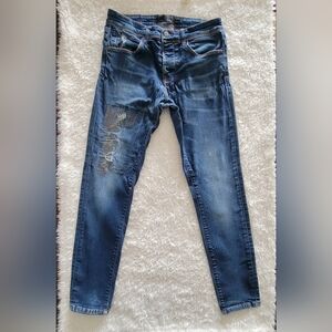 Zara Man Distressed Blue Jeans